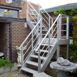 Roof terrace stairs Aluminium exterior stairs to access a flat roof terrace